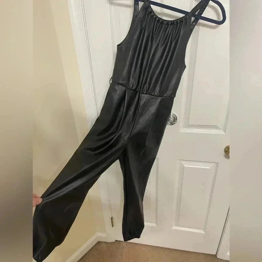 ZARA Faux Leather Cropped Girls Sleeveless Jumpsuit Sz 11/12 Buttery Soft - Picture 15 of 16